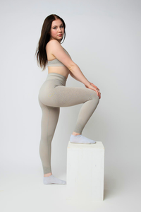 Elevate Scrunch Leggings