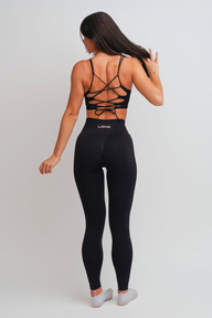 Aura Laced Back Sports Bra / Effort Scrunch Leggings