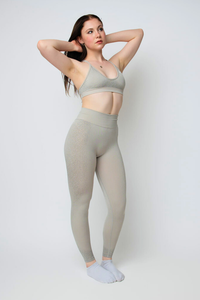 Elevate Set Light Grey